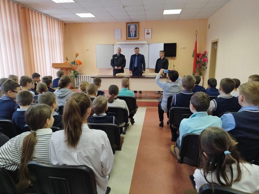 Беседа по профилактике дорожно-транспортного травматизма Беседа по профилактике дорожно-транспортного травматизма