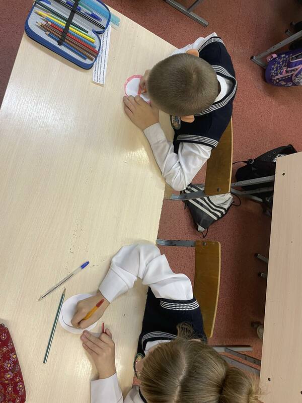 Курить-здоровью вредить Курить-здоровью вредить