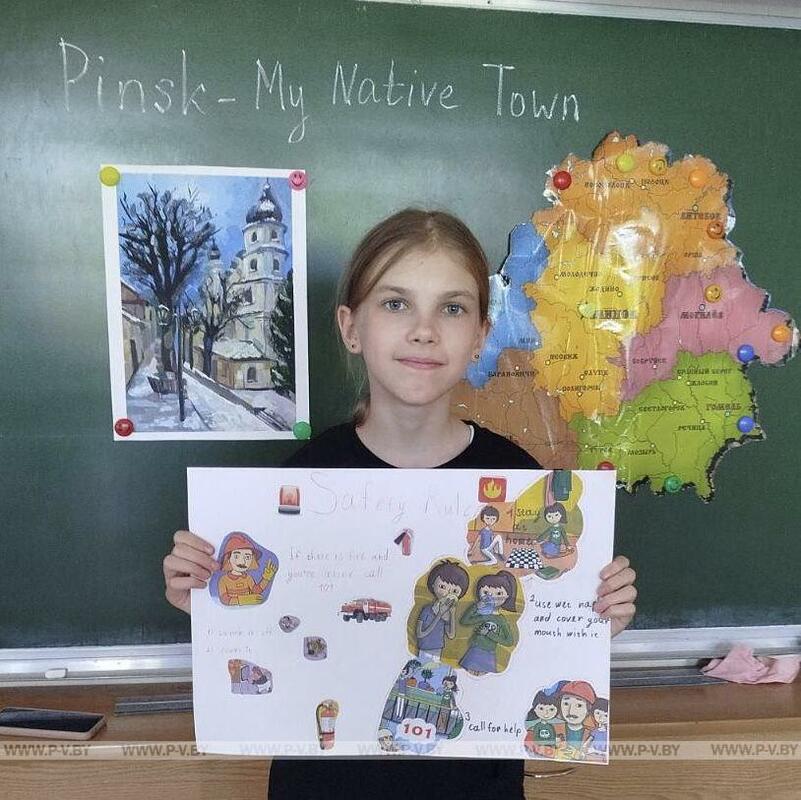 «A HAPPY WORLD» – профильный отряд школы №12 г.Пинска «A HAPPY WORLD» – профильный отряд школы №12 г.Пинска