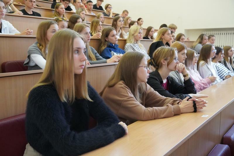 Круглый стол «Особенности психоэмоционального состояния в кризисе» Круглый стол «Особенности психоэмоционального состояния в кризисе»