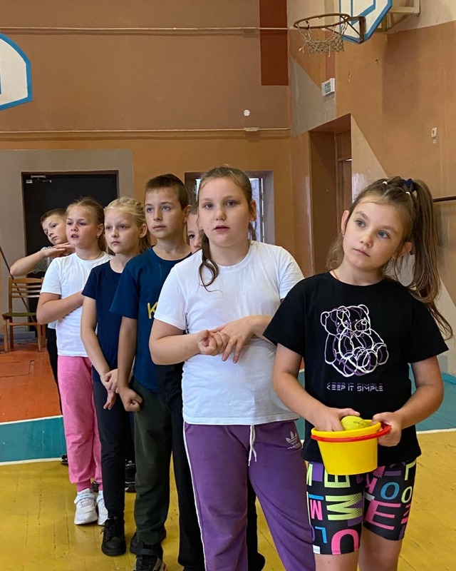 Спортивная эстафета «Будь здоров»