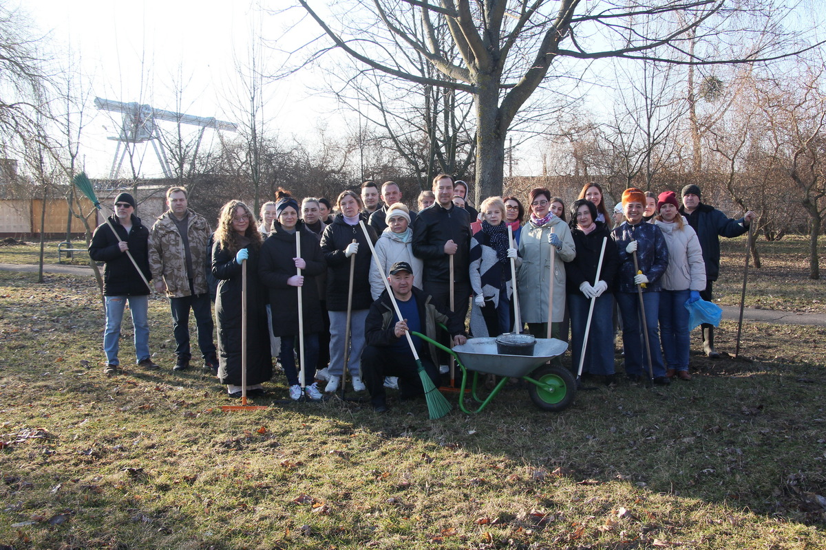 # МЫ УЖЕ УБРАЛИ! А ВЫ?